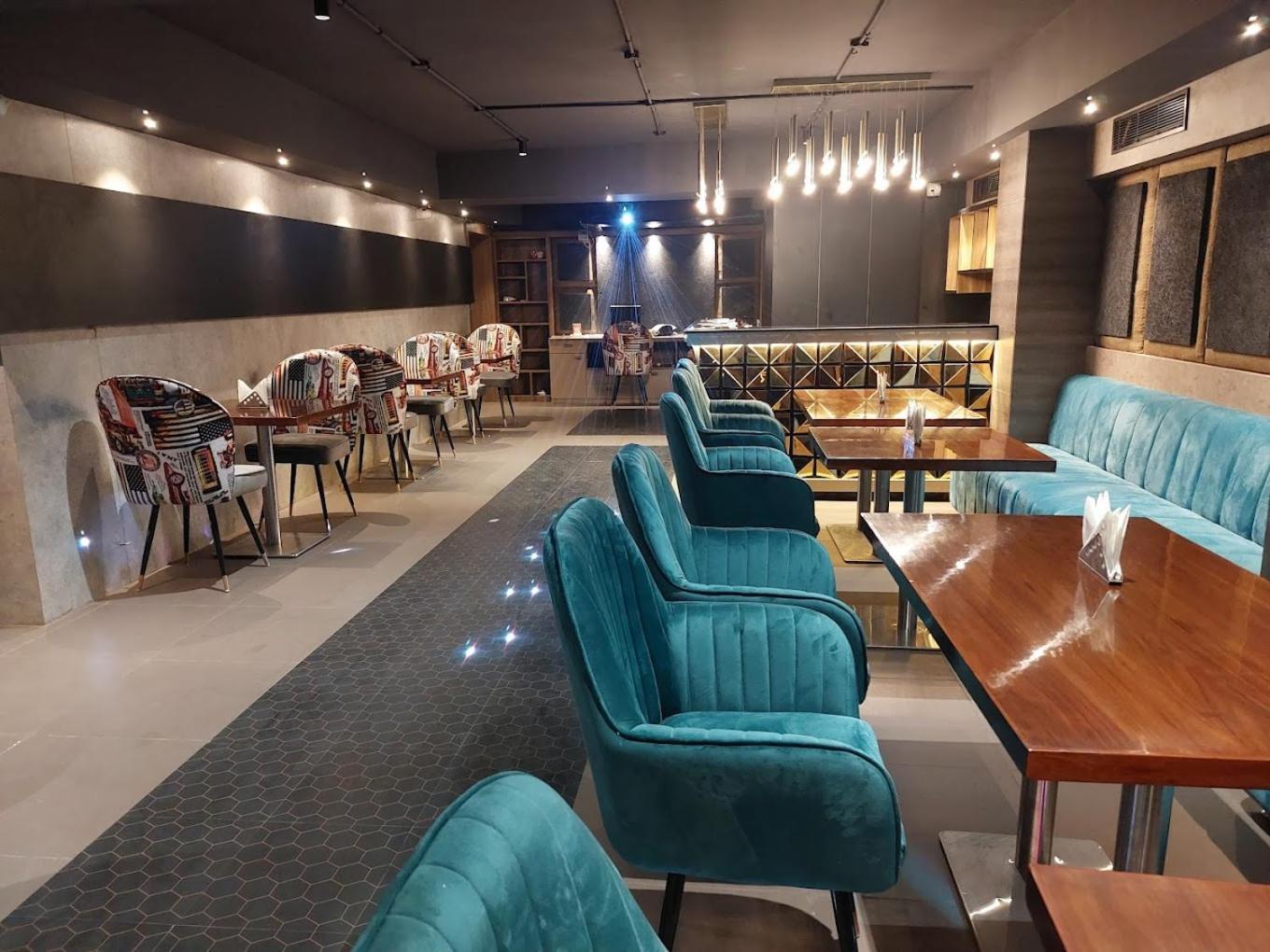 Hotel Apollo Grand Guwahati Esterno foto